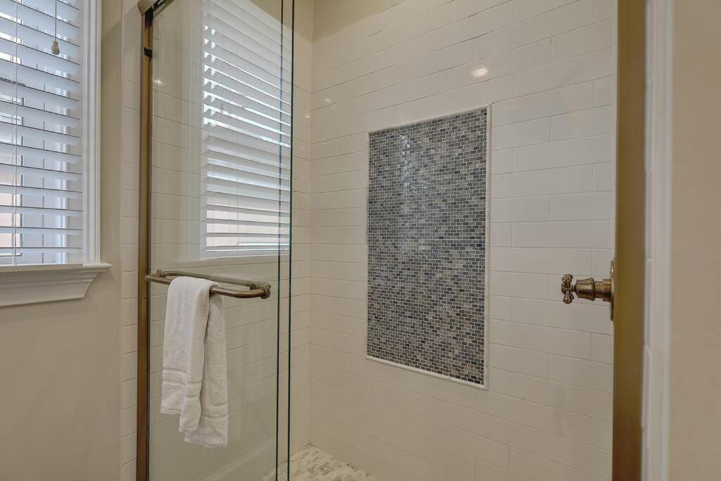 Grand Pavilion 15 - Oceanfront Home! Pool Pass Isle of Palms Eksteriør bilde